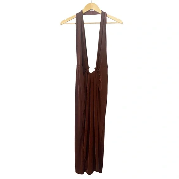 Elegant Brown Halter Dress - Picture 3 of 6